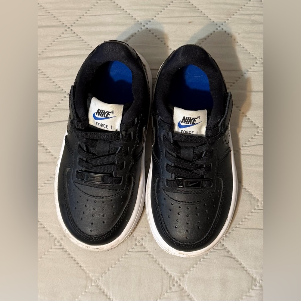 Nike Kids Black and White Sneakers